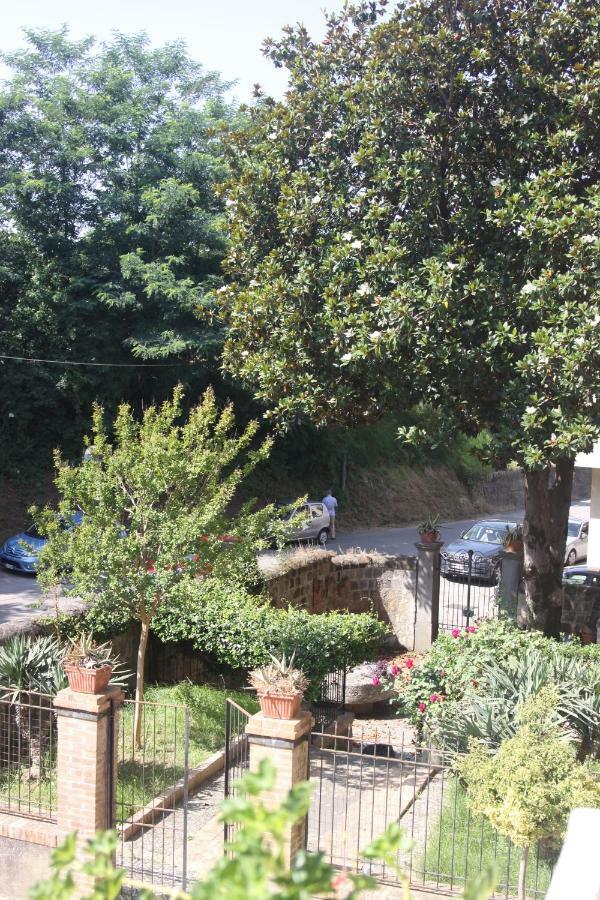 Casa De Falco Acomodação com café da manhã Fisciano Exterior foto