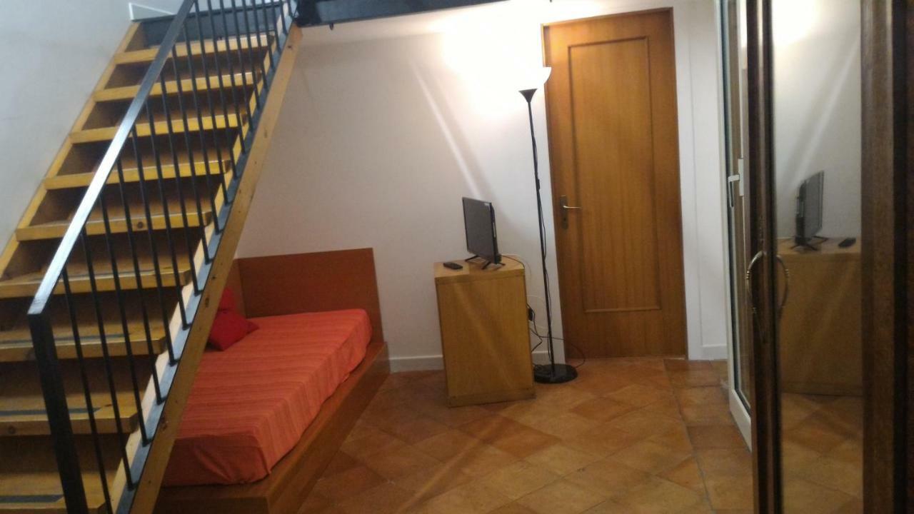 Casa De Falco Acomodação com café da manhã Fisciano Exterior foto